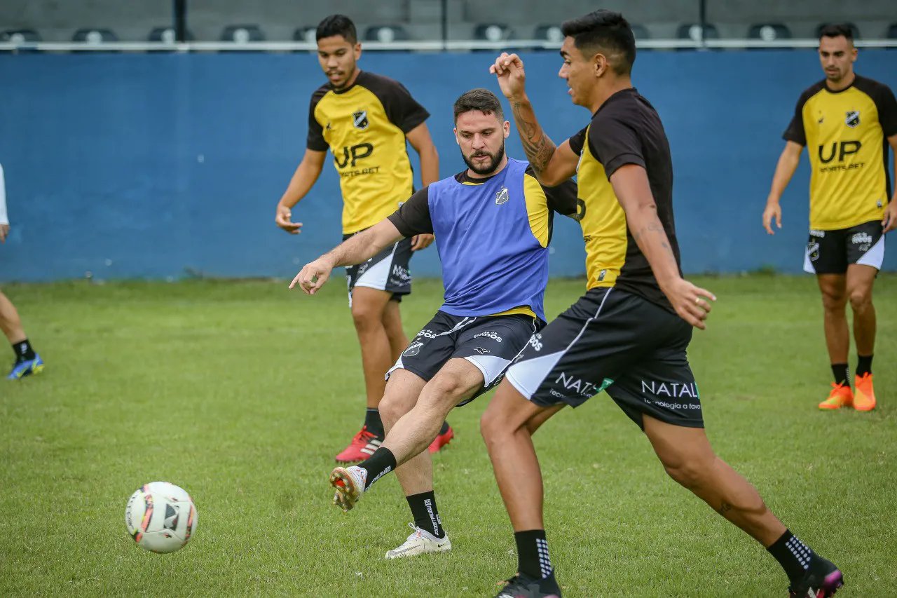 As possibilidades na armação do time do ABC