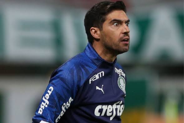 [VÍDEO] Edmo Sinedino detona Abel Ferreira após eliminação do Palmeiras na Libertadores: “Tu não sabe de p… nenhuma”