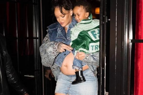 Nasce o segundo filho de Rihanna