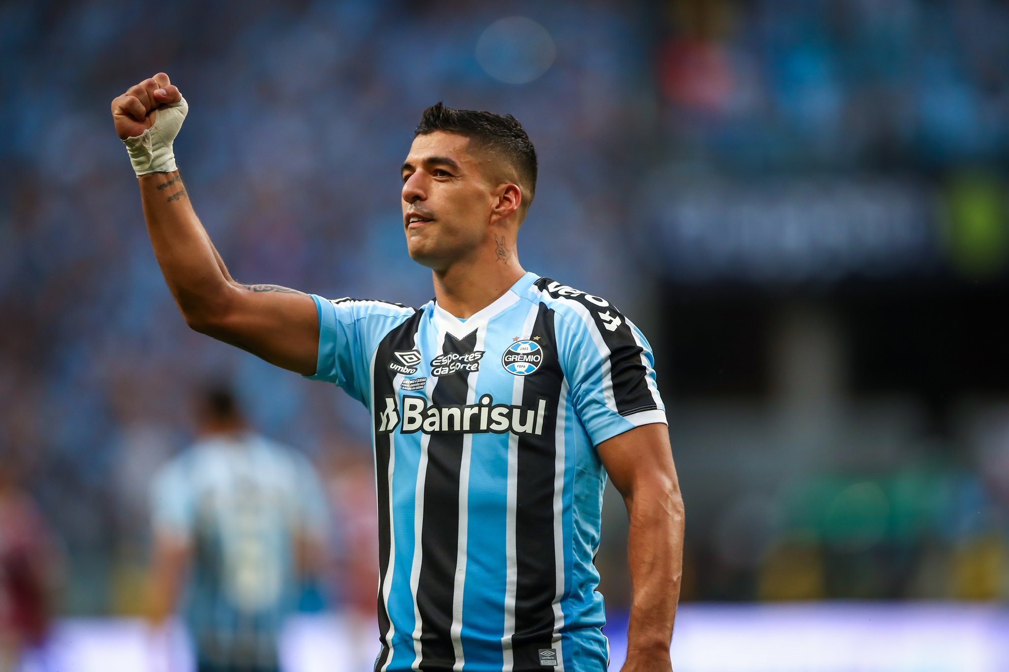 Imprensa gaúcha e perfis do Grêmio apontam que Suárez não virá enfrentar o ABC em Natal