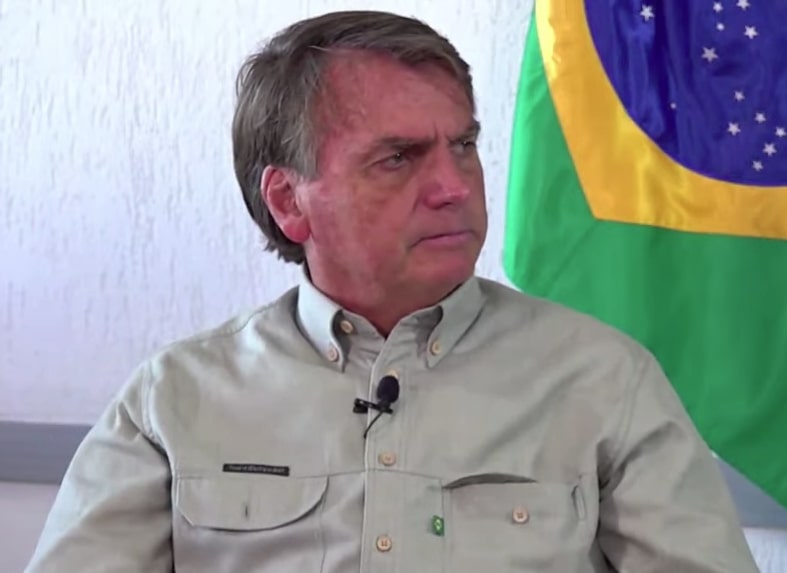 [VÍDEO] Bolsonaro quer CPI da Petrobras para apurar preço e troca da direção da estatal