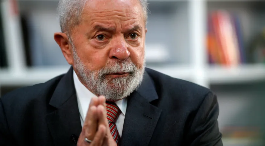 Lula diz que Brasil não precisa de teto de gastos e chama regra de “irresponsável”