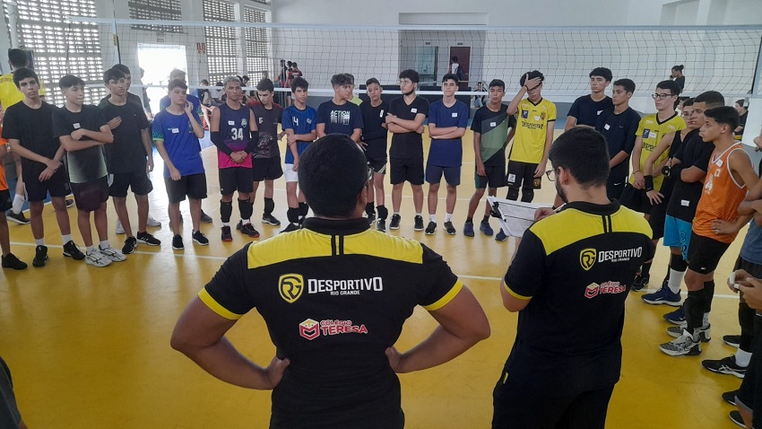 Sonho de ser atleta de voleibol lota ginásio do Centro Esportivo de Natal