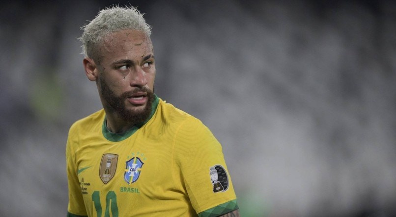 Neymar pode ser punido pela FIFA por gesto em alusão a Bolsonaro; ENTENDA