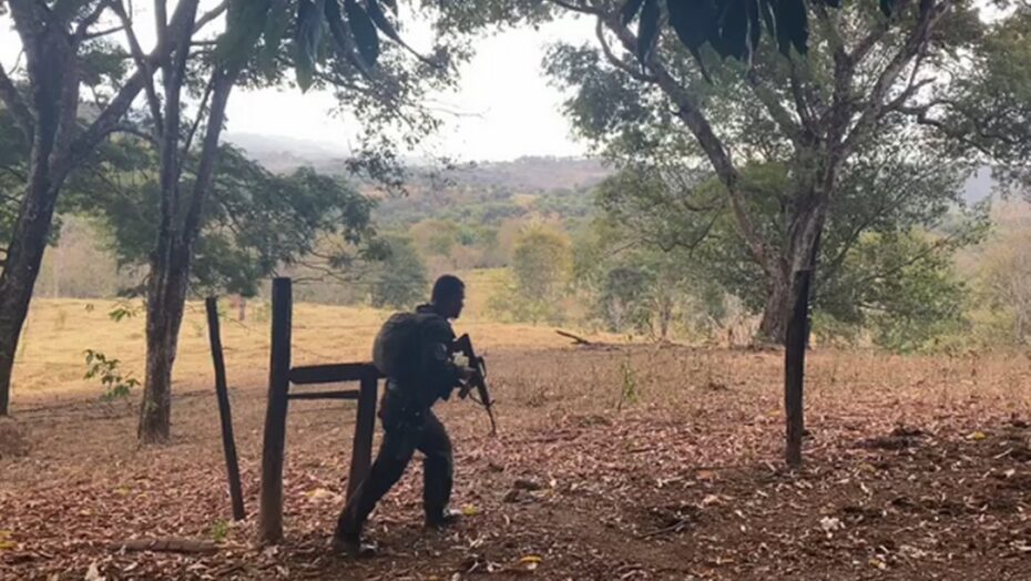 'Lázaro do RN': Acusado de diversos assaltos em interior do RN foge da polícia e passa 24h dentro de matagal