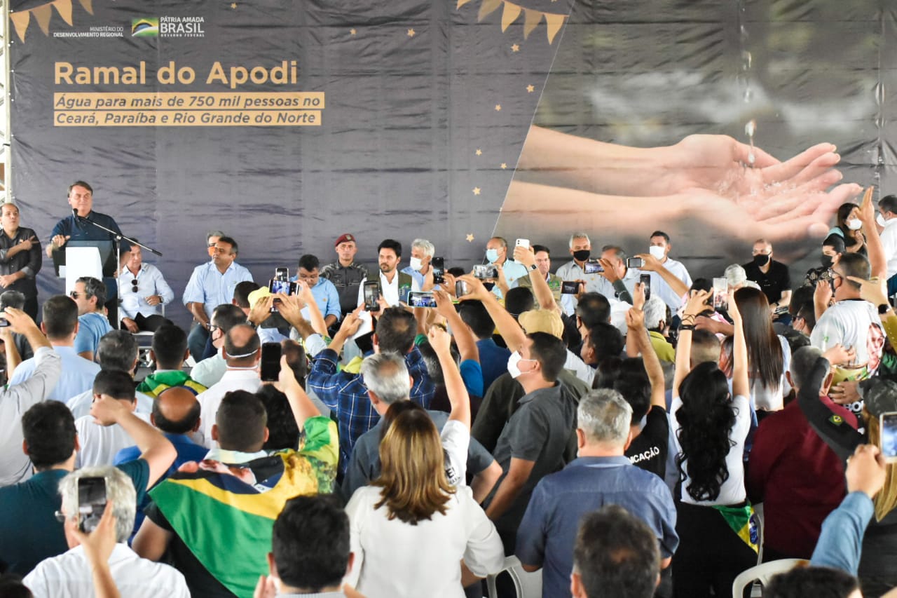 Deputados participam de agenda de Bolsonaro para liberação de obras do Ramal Apodi