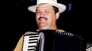 Morre sanfoneiro fundador da famosa banda 'Brasas do Forró'