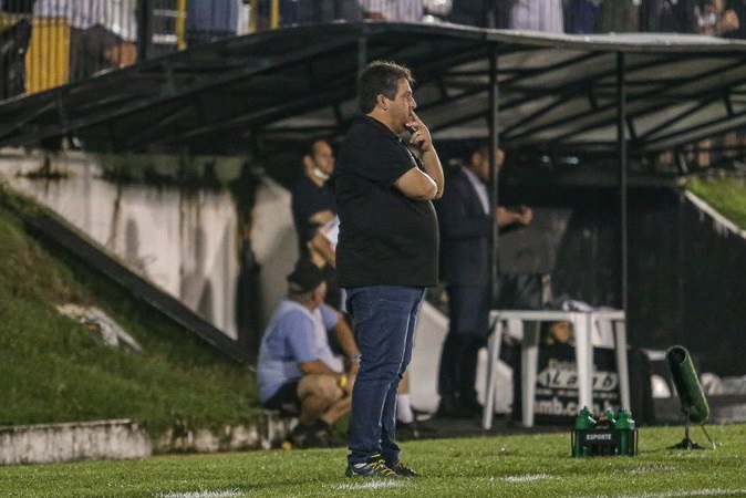 Técnico do ABC antecipa que deve ir com time alternativo contra o Grêmio pela Copa do Brasil