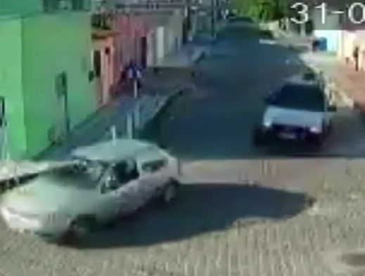 [VÍDEO] Perseguição 'alucinante' termina com bandido preso pela PM em Natal