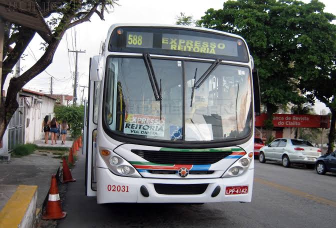 Após polêmica, STTU retira linha de ônibus circular da UFRN durante recesso da instituição