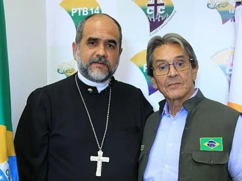 Em prisão domiciliar, Roberto Jefferson terá padre como vice em chapa registrada para presidente