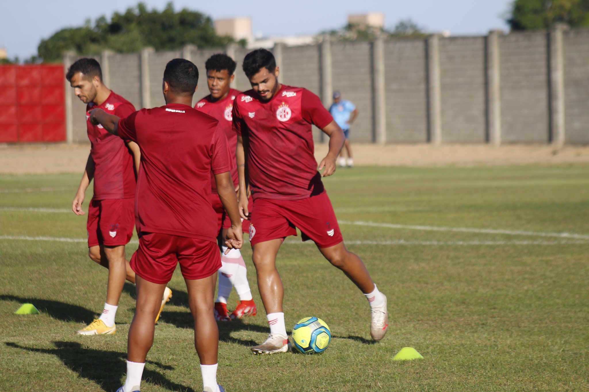 Lenadro Sena diz que América vai mudar a forma de jogar