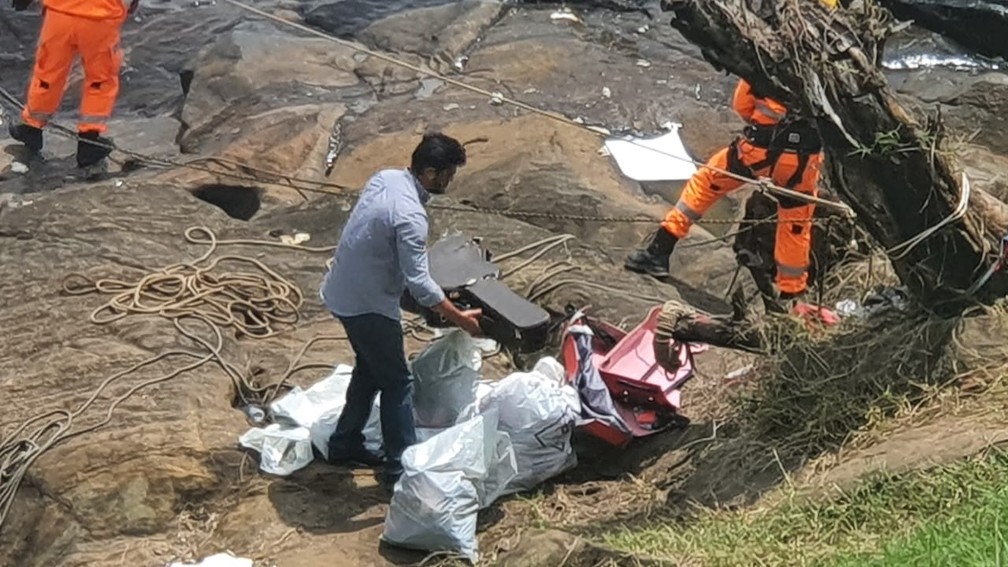 Investigação tem mudanças e motores de avião em que estava Marília Mendonça são levados para Brasília