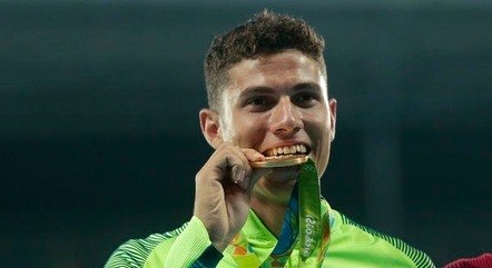 Thiago Braz, campeão olímpico no Rio, é suspenso por doping