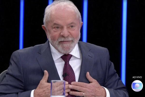 Bolsonaro e Lula confirmam participação em debate da Band neste domingo