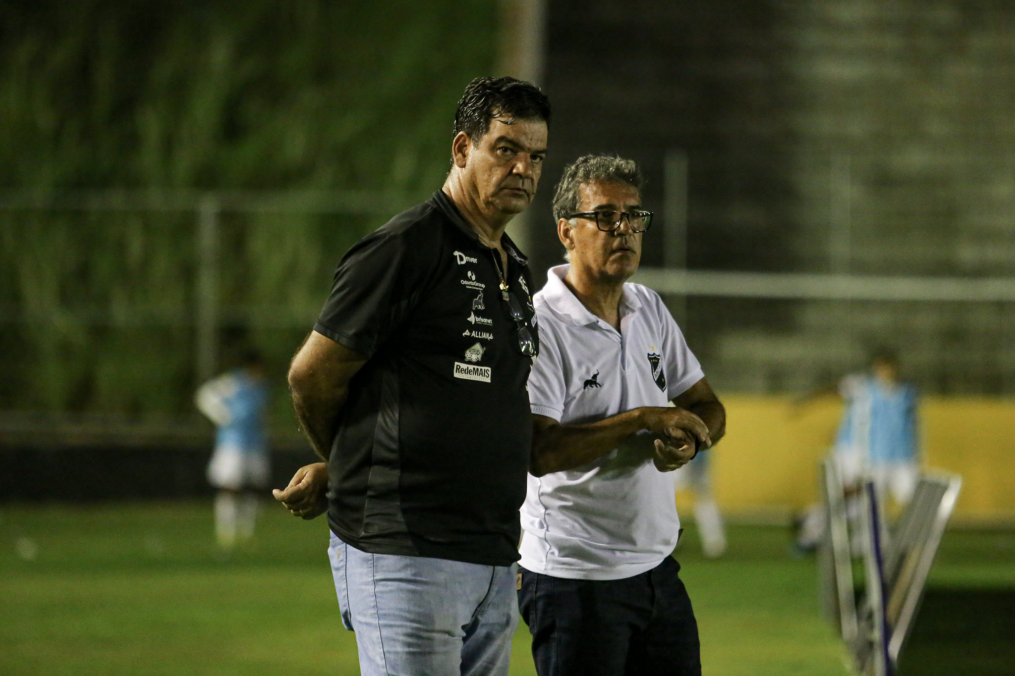 Moacir é demitido, jogadores pedem para ele ficar e torcida se preocupa com queda de rendimento