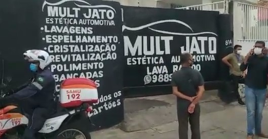 [VIDEO] Ex-vice-prefeito do RN é assassinado em lava jato em uma das ruas mais movimentadas de Natal