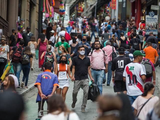 Pelo menos 21 capitais e o Distrito Federal flexibilizam restrições contra Covid-19