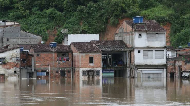 Chuva atinge mais de 430 mil na Bahia; “Tragédia”, diz governador