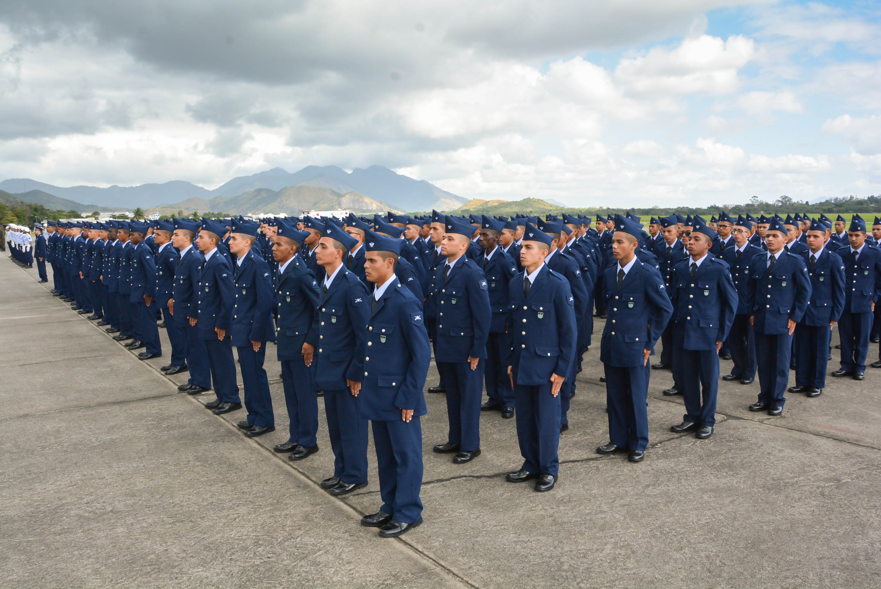 Cerca de 1.900 militares da FAB recusaram se vacinar contra a Covid-19